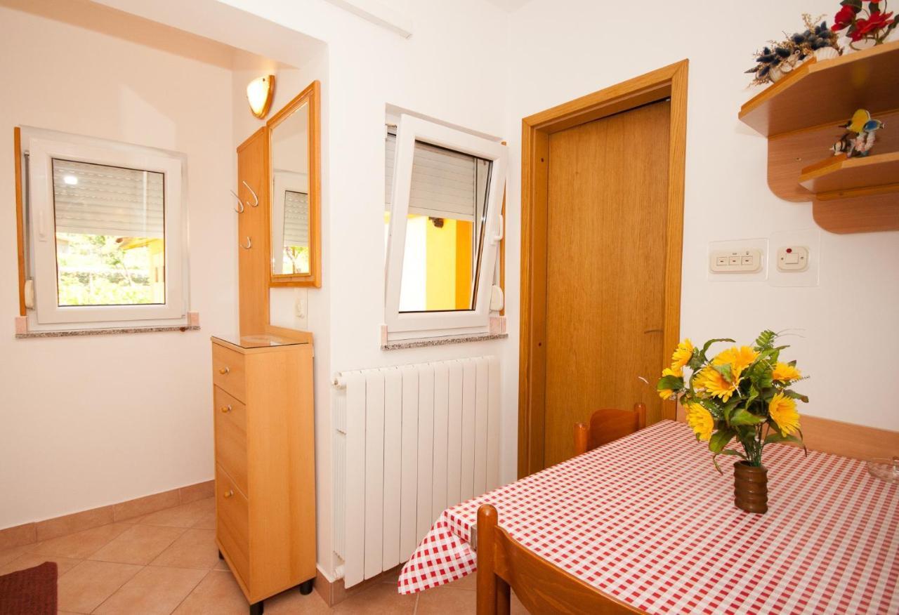 Apartment Anica バスカ エクステリア 写真