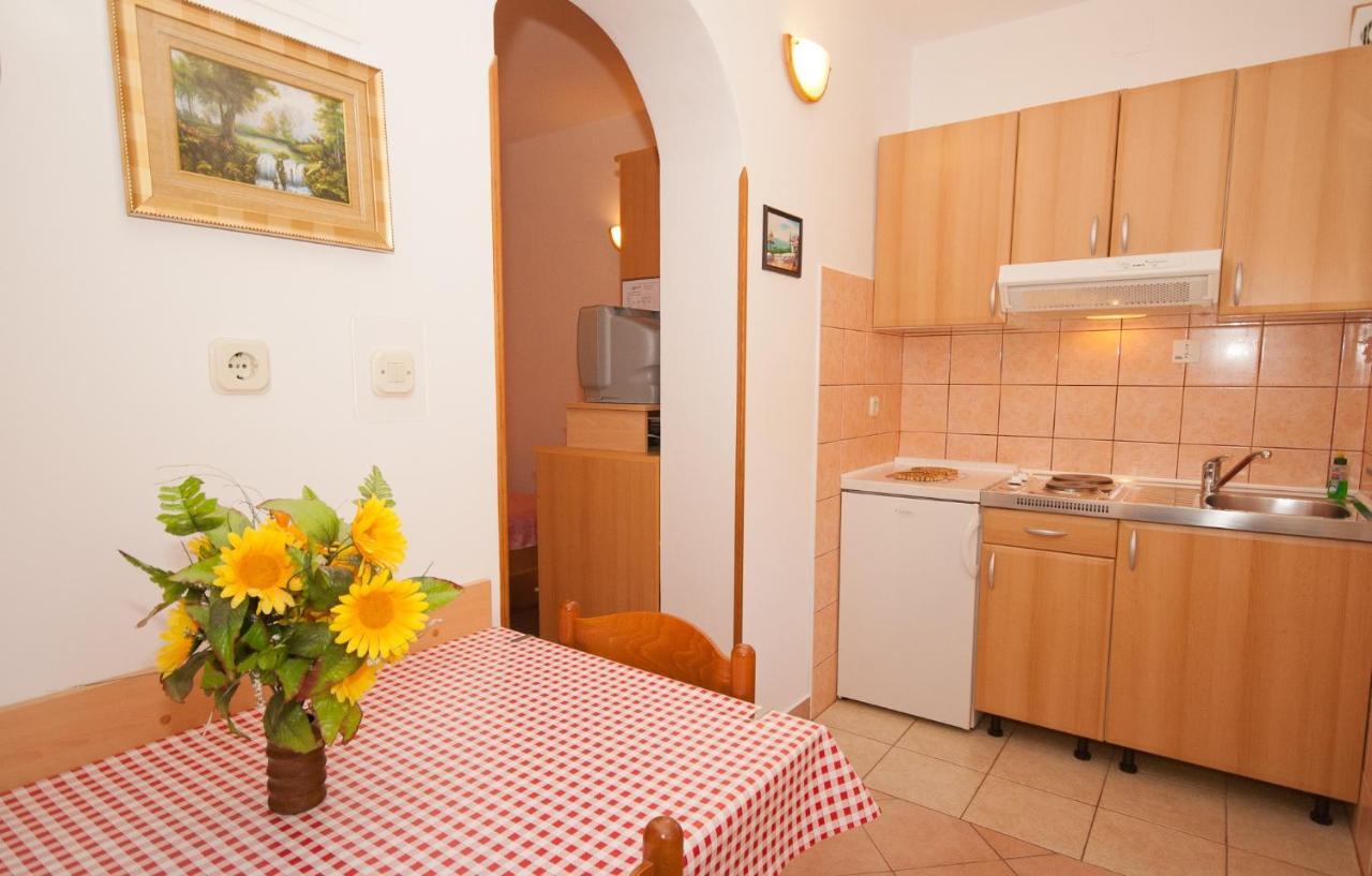 Apartment Anica バスカ エクステリア 写真