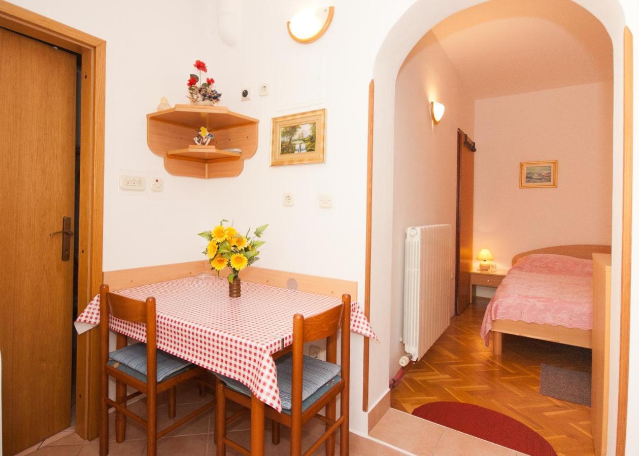 Apartment Anica バスカ エクステリア 写真